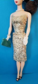 Golden Elegance - Image 4
